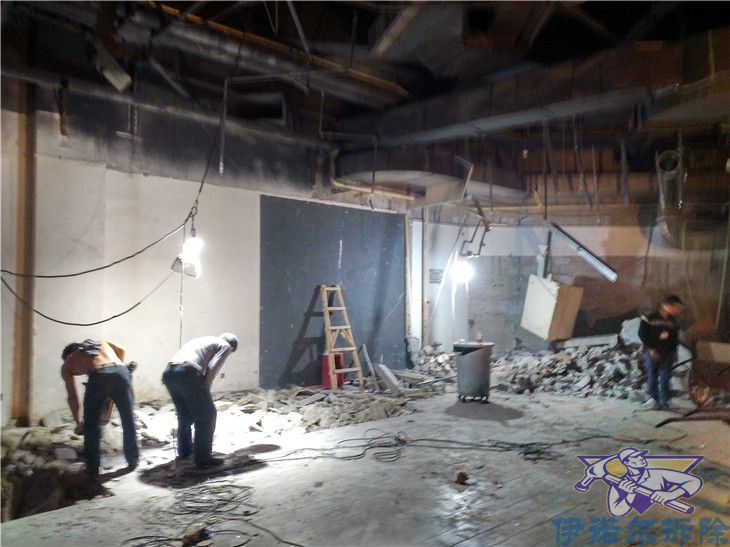 太倉專業(yè)的敲墻拆除費用低24小時服務(wù)